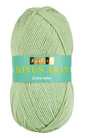 Sirdar Hayfield Bonus Aran Worsted weight acrylic yarn color gentle jade (ight green) 604