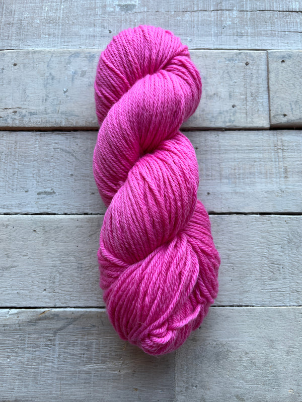 Queensland Falkland Worsted in color Lotus 16