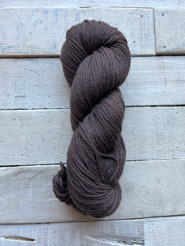 Queensland Falkland Worsted in color Chestnut 04