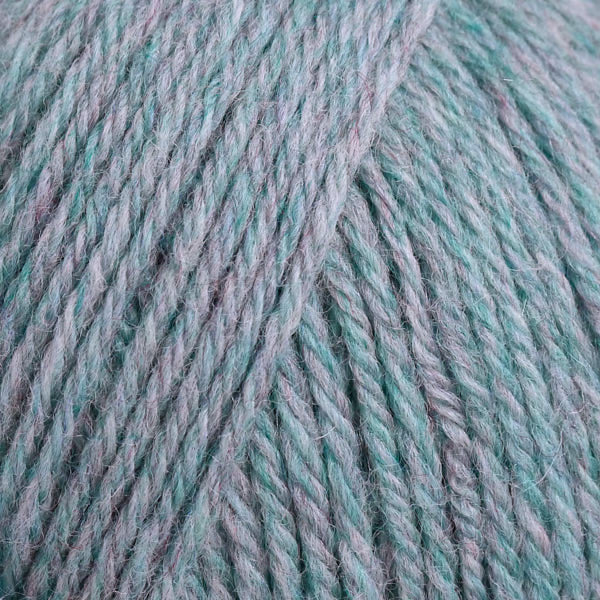 Berroco Lanas 100% wool yarn in the color Aquamarine 95118