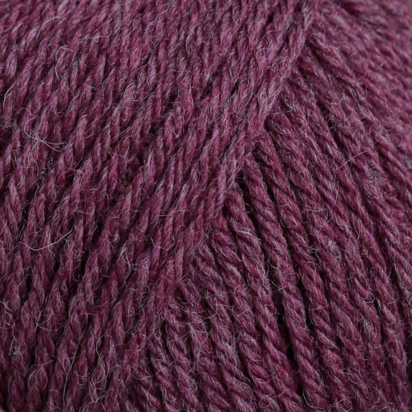 Berroco Lanas 100% wool yarn in the color Currant 95138